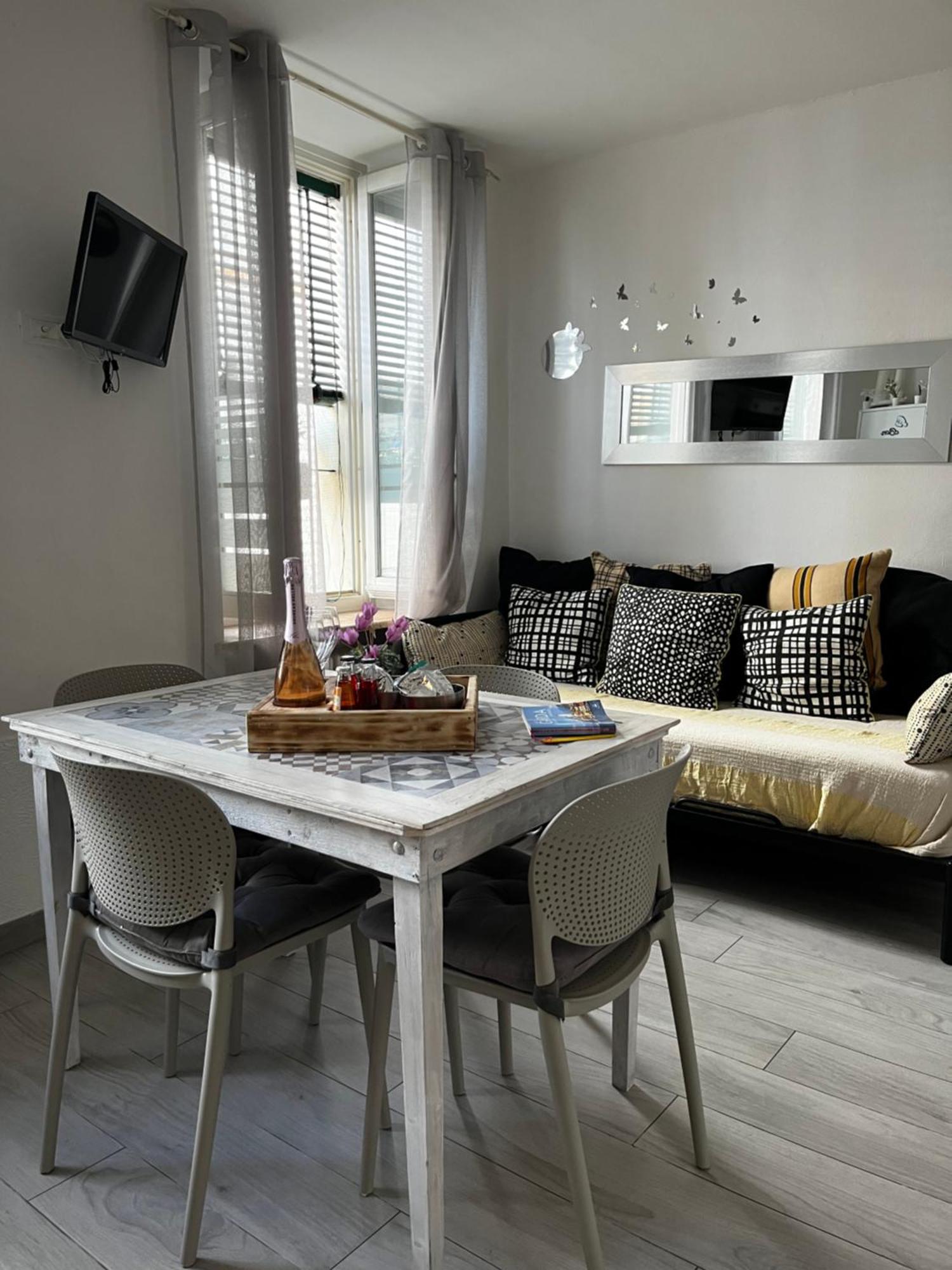 Casa Giulietta - Lonato Del Garda Apartment Екстериор снимка